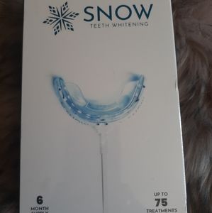SNOW Teeth Whitening kit